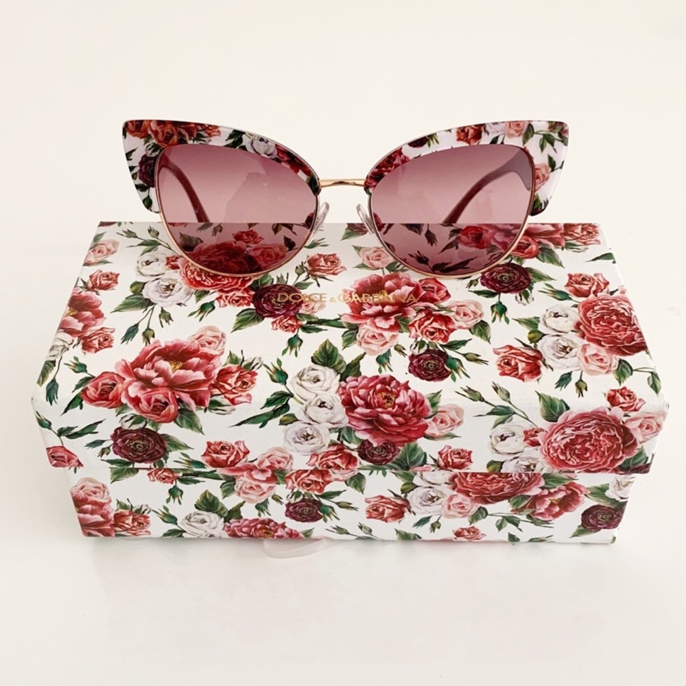 Deleting Listing Price firm Dolce & Gabbana Sunglasses, New - Picture 3 of 9